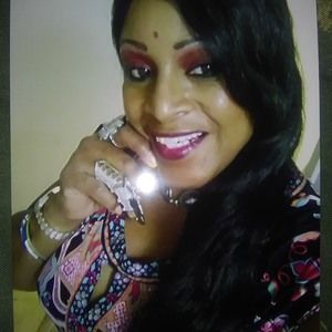 Meet your Posher, Juanita